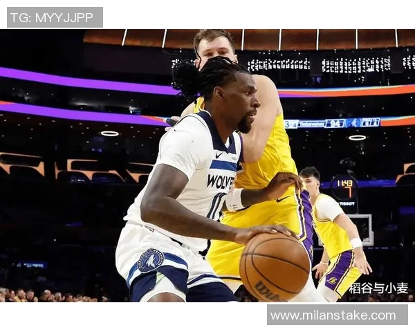 纳兹里德状态低迷全场仅得5分5篮板正负值惨淡15表现令人失望 纳兹里德状态低迷全场仅得5分5篮板正负值惨淡15表现令人失望