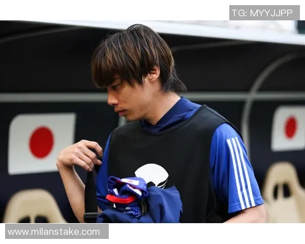 伊东纯也替补助攻两次赛后紧急就医检查右脚伤情 伊东纯也替补助攻两次赛后紧急就医检查右脚伤情