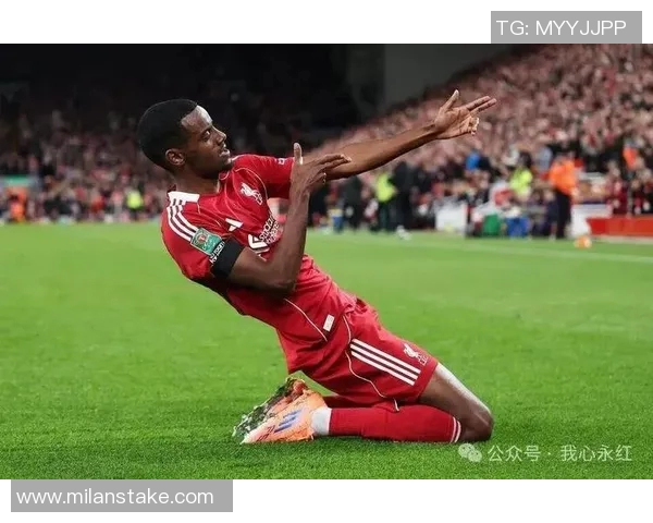 斯洛特表示小基耶萨状态良好伊萨克与埃基蒂克将成为更多搭档 斯洛特表示小基耶萨状态良好伊萨克与埃基蒂克将成为更多搭档