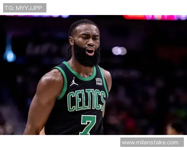 杰伦布朗回顾生涯最佳赛季称球队在联盟中表现出色